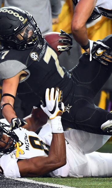 No. 22 Missouri stumbles on offense, suffers 21-14 loss to Vanderbilt